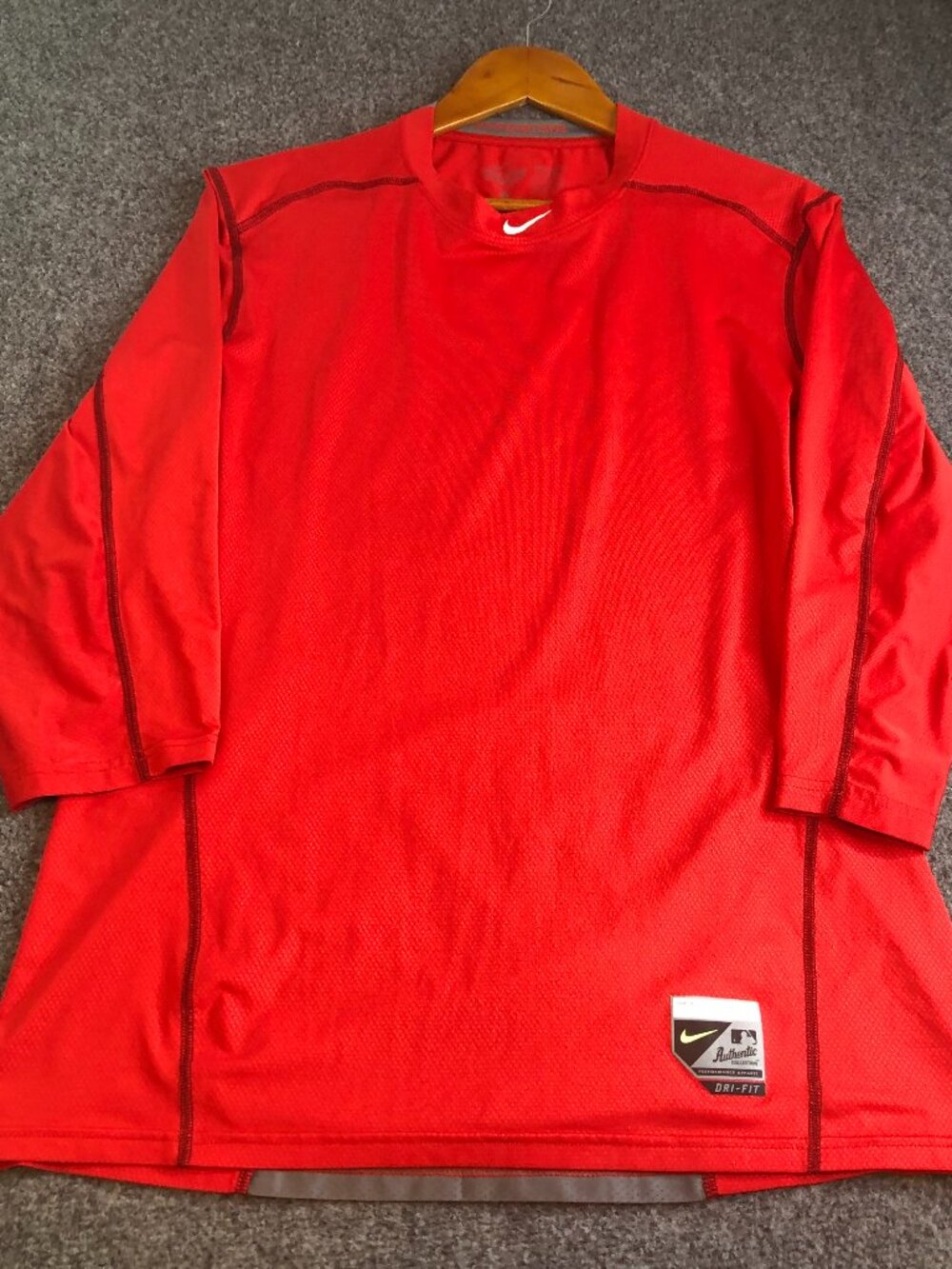 Nike Shirt Mens Large Red Black Baseball MLB Compression Fitted Raglan